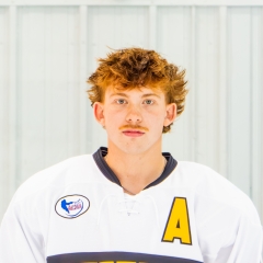 Drake Moberg headshot